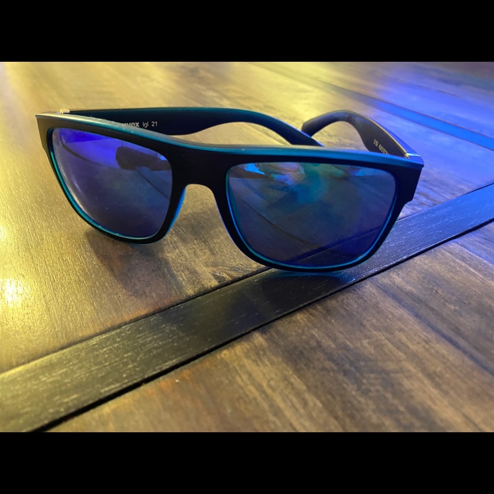 Sun glasses